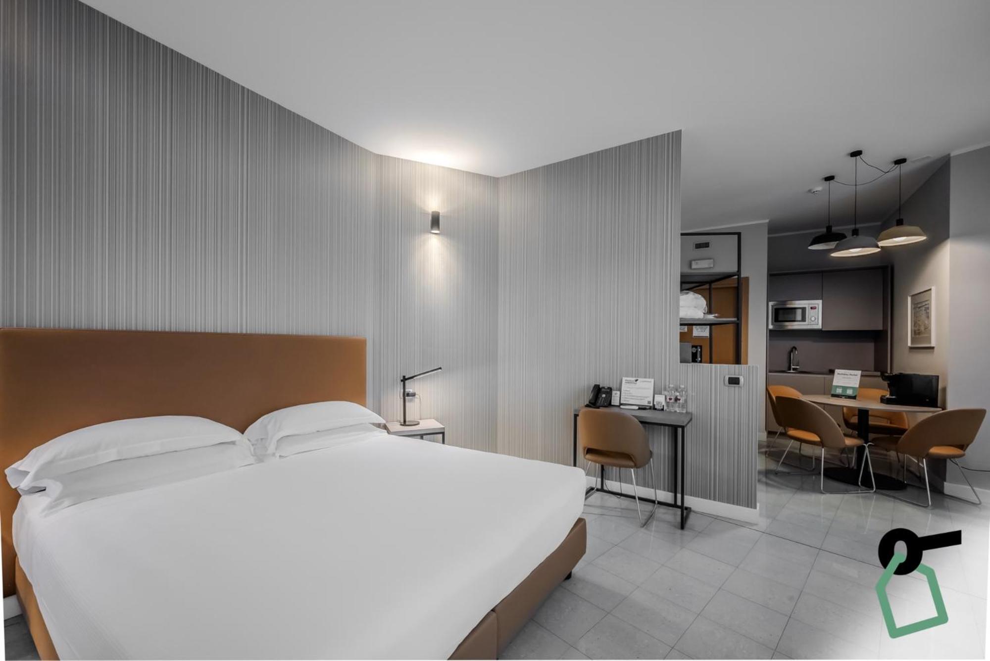 Hotiday Collection - Hotel 3*